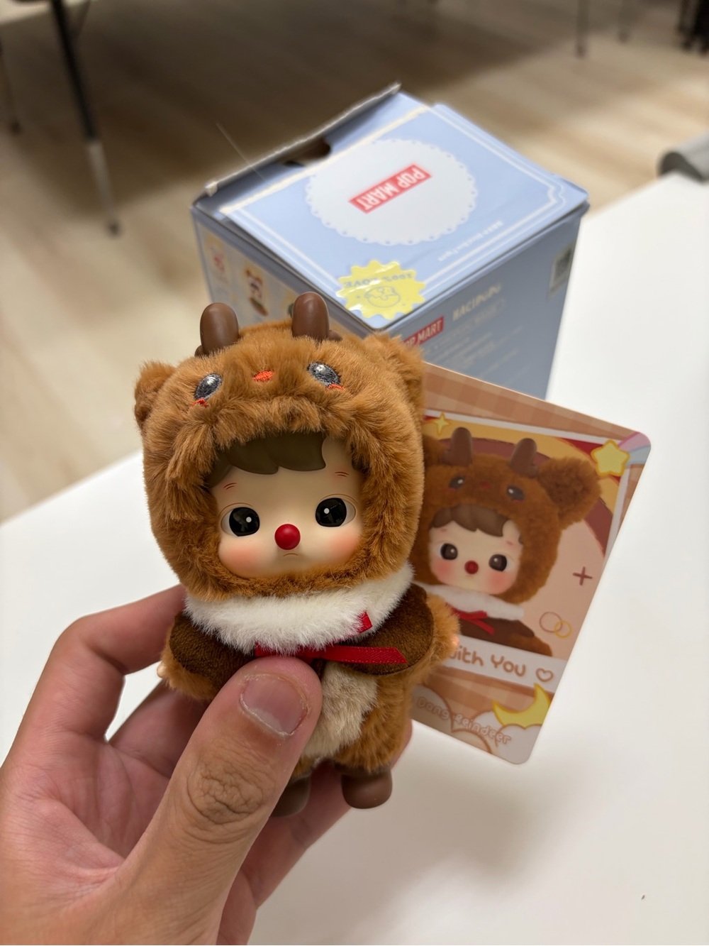 Pop Mart Hacipupu “Snuggle with You” Vinyl Figure - Ding Dong Reindeer